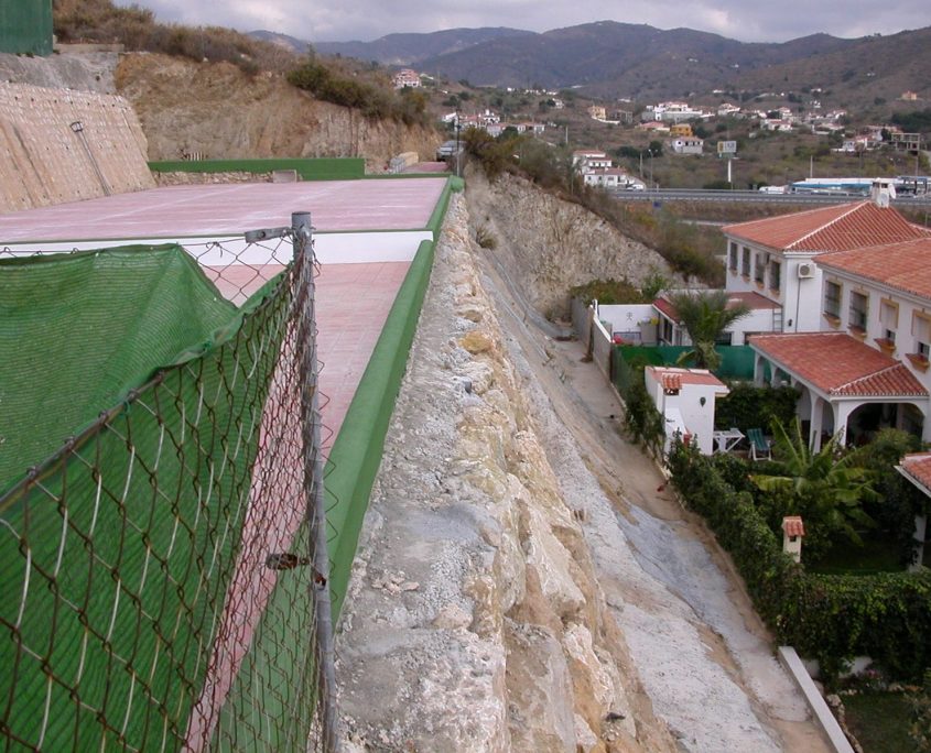 muro piscina pistas cotomar