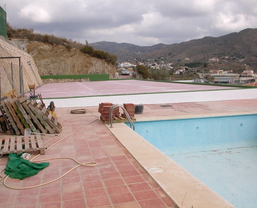 muro piscina pistas cotomar